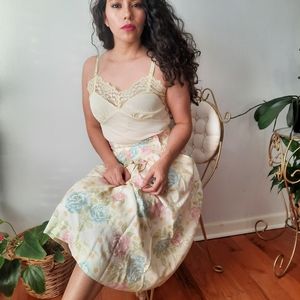 Vintage leslie fay pleated pastel floral skirt